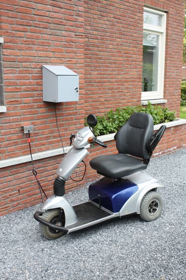 AQladerkast
