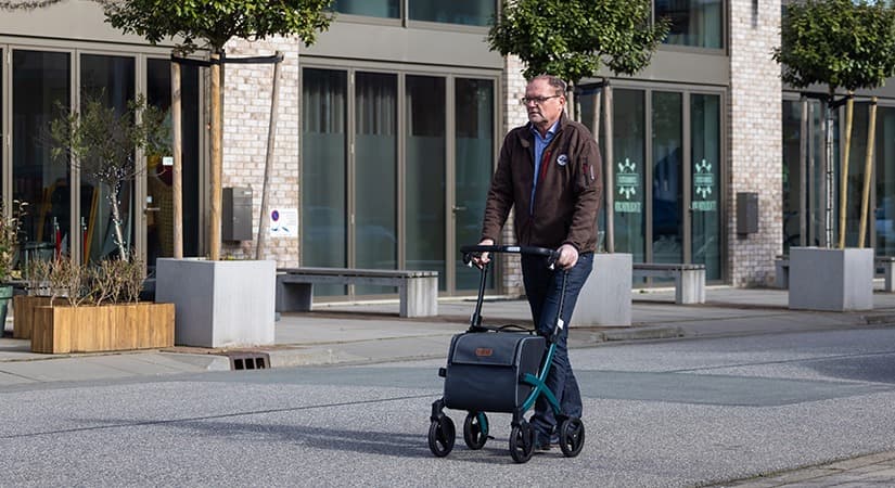Rollator voor binnen- én buitengebruik met verlichting