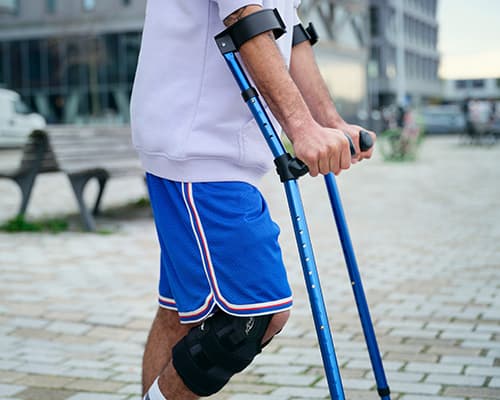 Weet je niet welke hulpmiddelen je nodig hebt? Gebruik onze hulpmiddelenwijzer