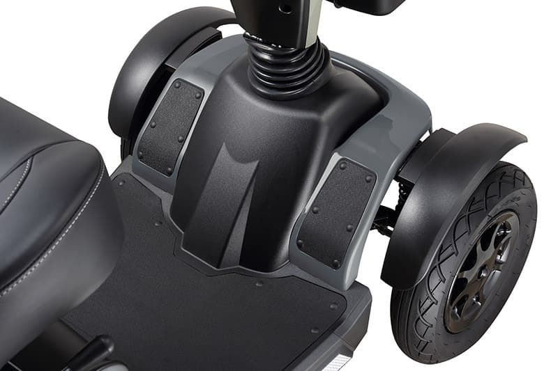 Scootmobiel Galaxy Deluxe II EVO grijs plaatsing voeten detail