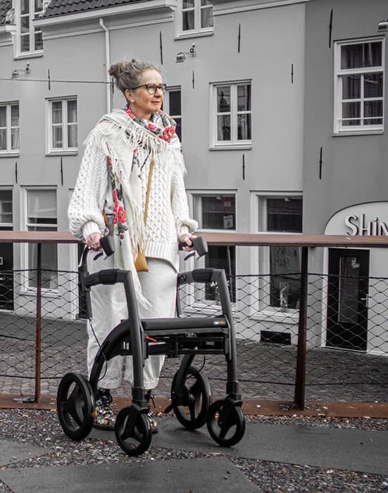 Rollz Motion Rhythm Parkinson rollator rollator sfeerbeeld