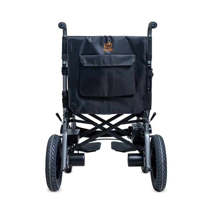 Excel X30R elektrische rolstoel met voetsteunen en joystick bediening en zwart frame met lichtgrijze bekleding achteraanzicht rugleuning met ingebouwd tasje