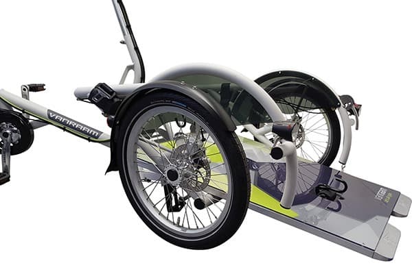 Van Raam Velo Plus rolstoelfiets met oprijplaat kanteling