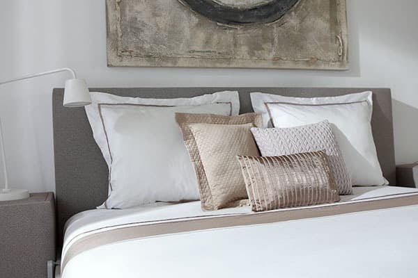 Deron Hoog-laagbed boxspring Timeless Deluxe inzoom sfeerbeeld