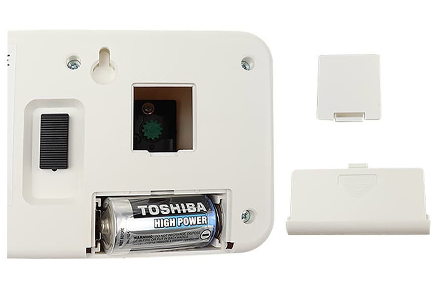 Twemco kalenderklok wandklok en tafelklok wit detail